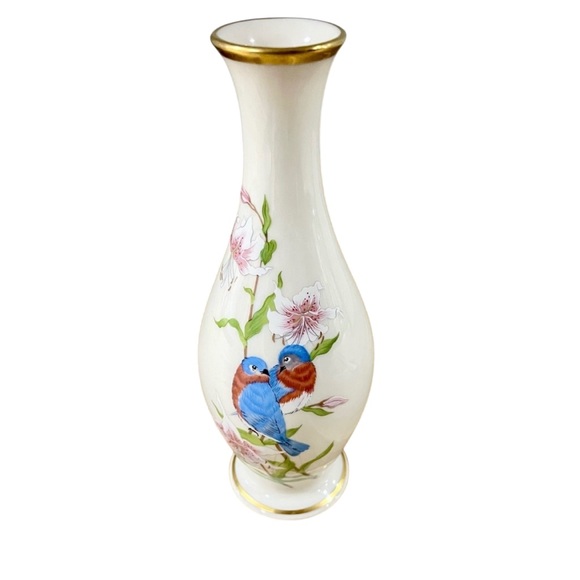Lenox “Eternal Love” Porcelain Vase 1980’s Limited Edition Gold Rim Birds Floral - Picture 3 of 7